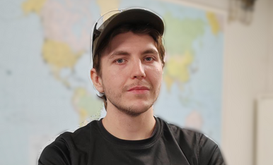 Nico tausta sumennettu vaaka 2